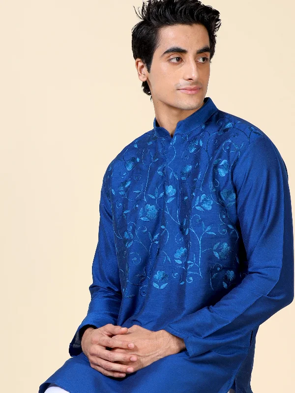 Tattva Men Embroidered Cotton Blend Asymmetric Kurta