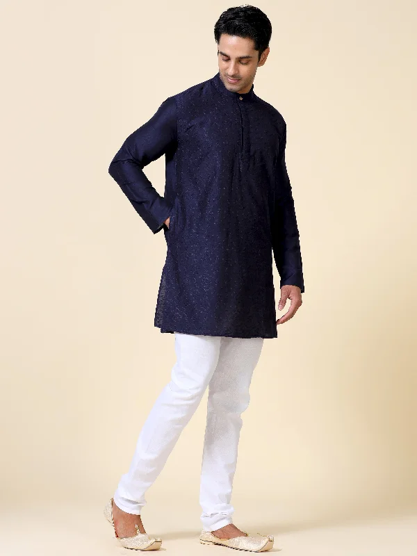 Tattva Men Embroidered Cotton Blend Straight Kurta